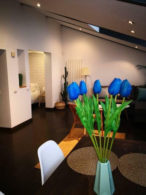 Modern Top Floor Loft At Malasana'S Heart مدريد المظهر الخارجي الصورة
