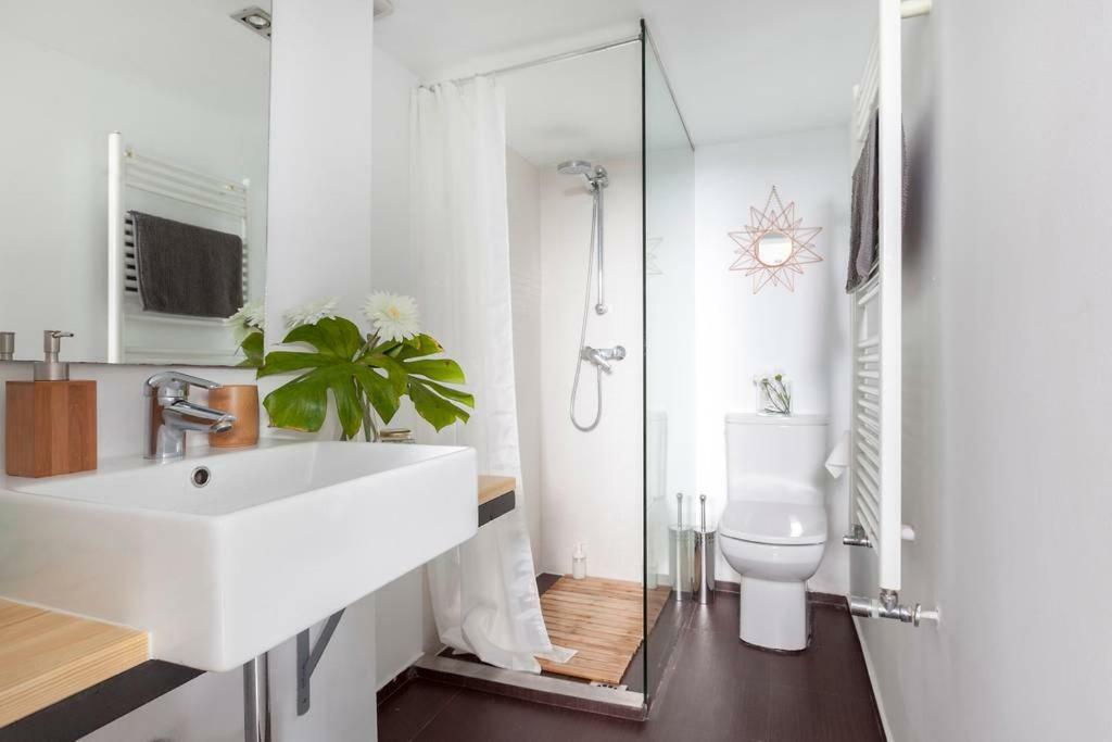 Modern Top Floor Loft At Malasana'S Heart مدريد المظهر الخارجي الصورة